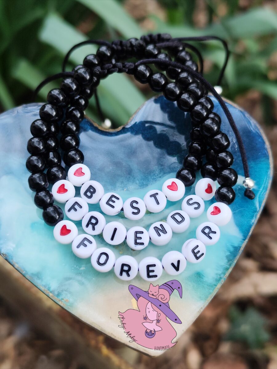 Комплект от 3 гривни с надпис Best Friends Forever